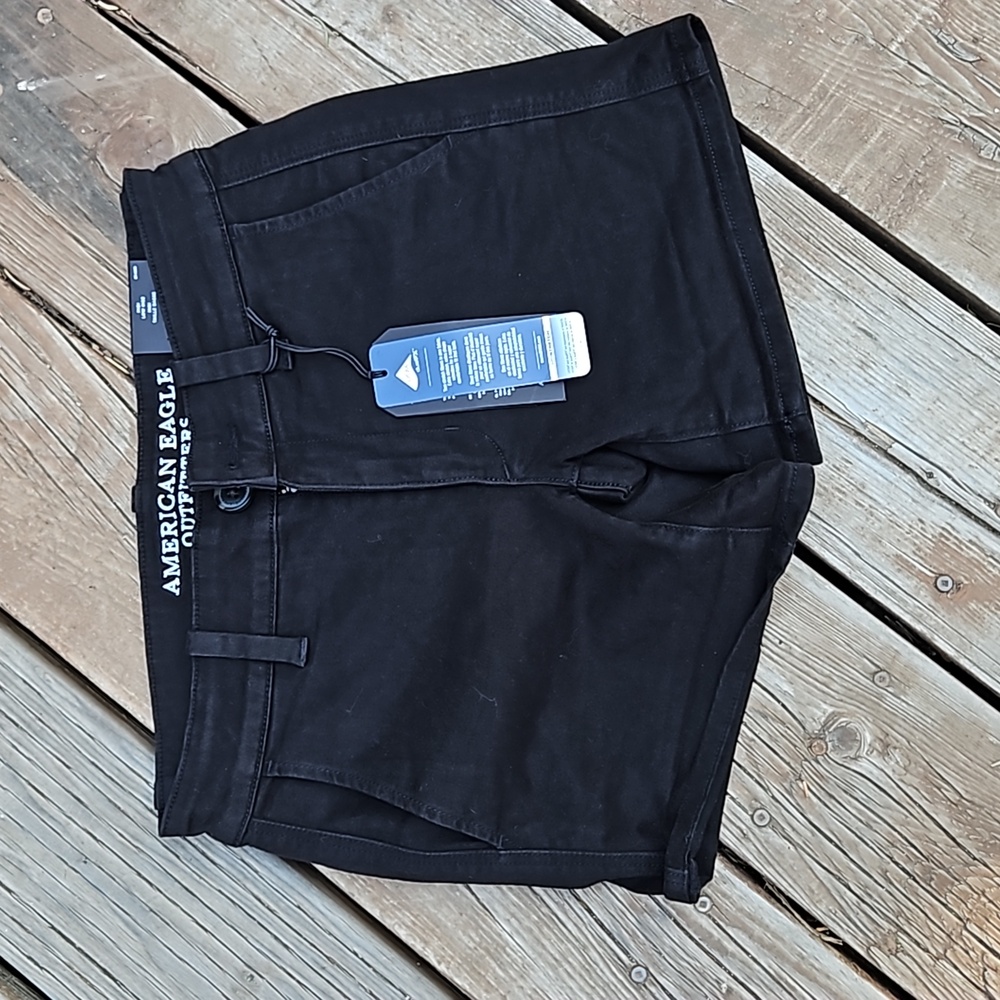 AEO Black Twill Midi Shorts
